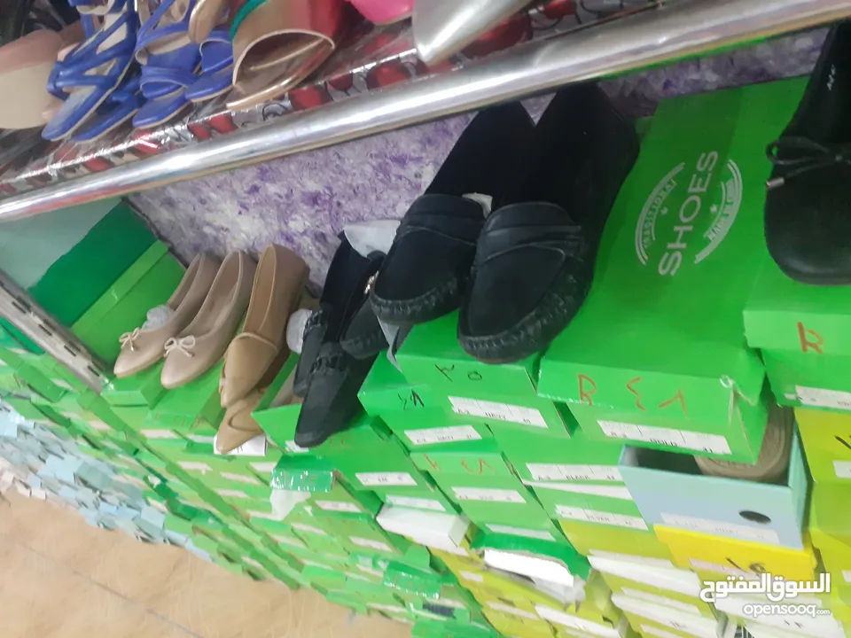 شروة أحذية جديد بسعر حرق