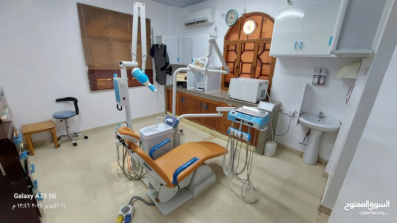 عيادة أسنان (كراسي 2 + اجهزة تعقيم 2 +اشعة 2 ) dental clinic for sale (2 dintist chair + 2 otuclave