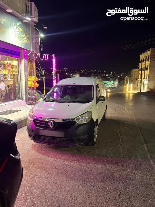 فان رينو دوكر 2017  Renault Domker Van
