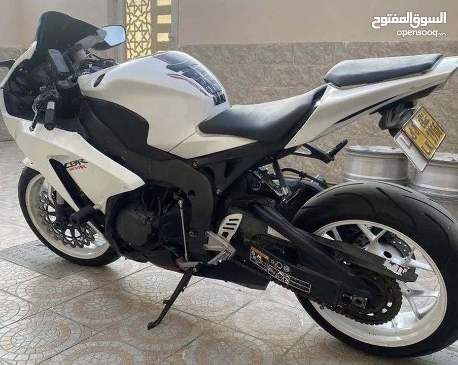 للبيع او البدلCBR  2150 ريال قابل