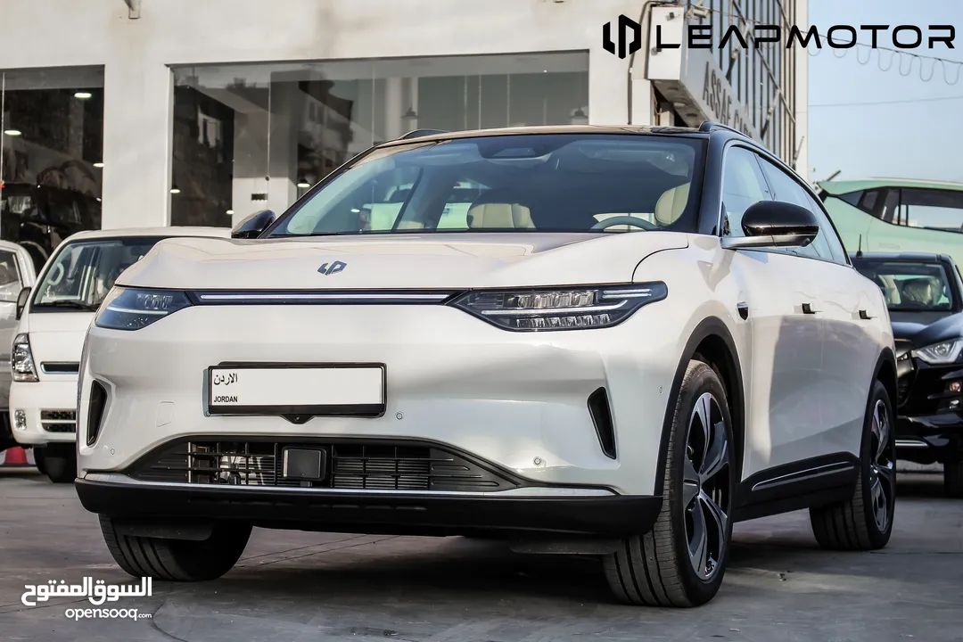 Leapmotor C11 2023  الكهربائية بالكامل بمدى 500 كلم