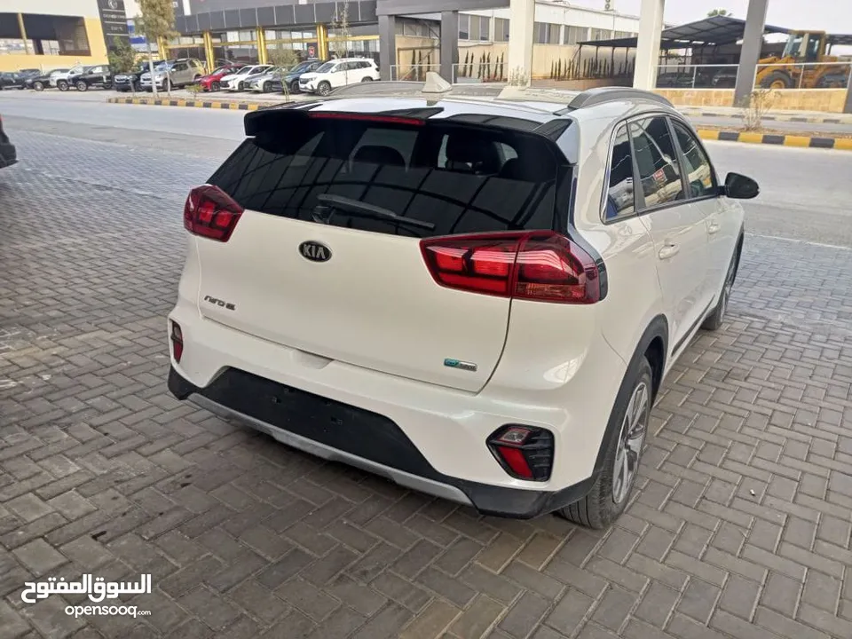 سيارات هايبرد حديثه  2022للإيجار في الزرقاء الجديده البتراوي شارع الوينك
