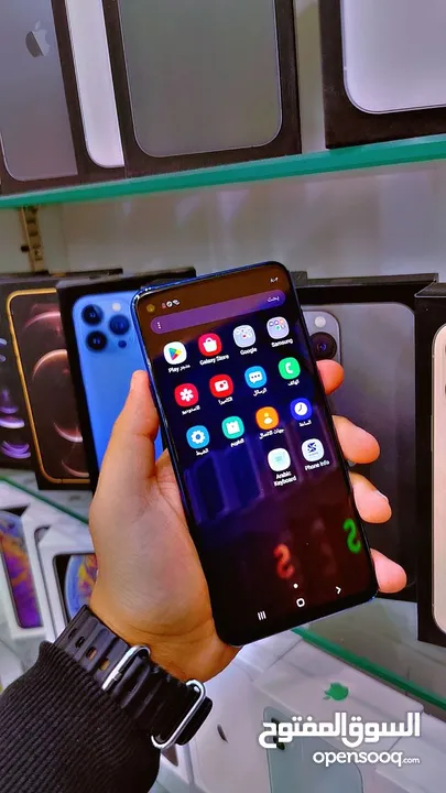 عرض خااص : Samsung A9 pro 128gb هاتف نظيف جدا بحالة الوكالة بدون اي شموخ و بدون اي مشاكل مع ملحقاتة