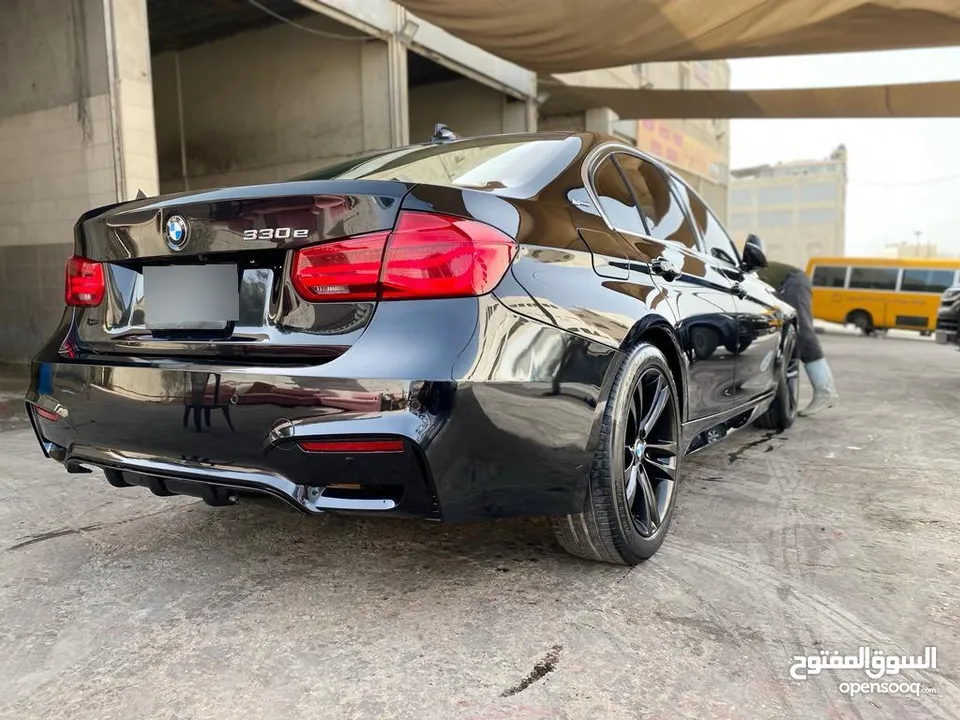 Bmw330e blug in