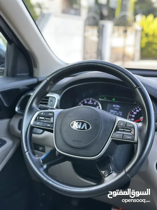 KIA SORENTO (SX) 2019 وارد الوكالة قاطع  مسافة 80 الف كم فل كامل اعلى صنف فحص كامل