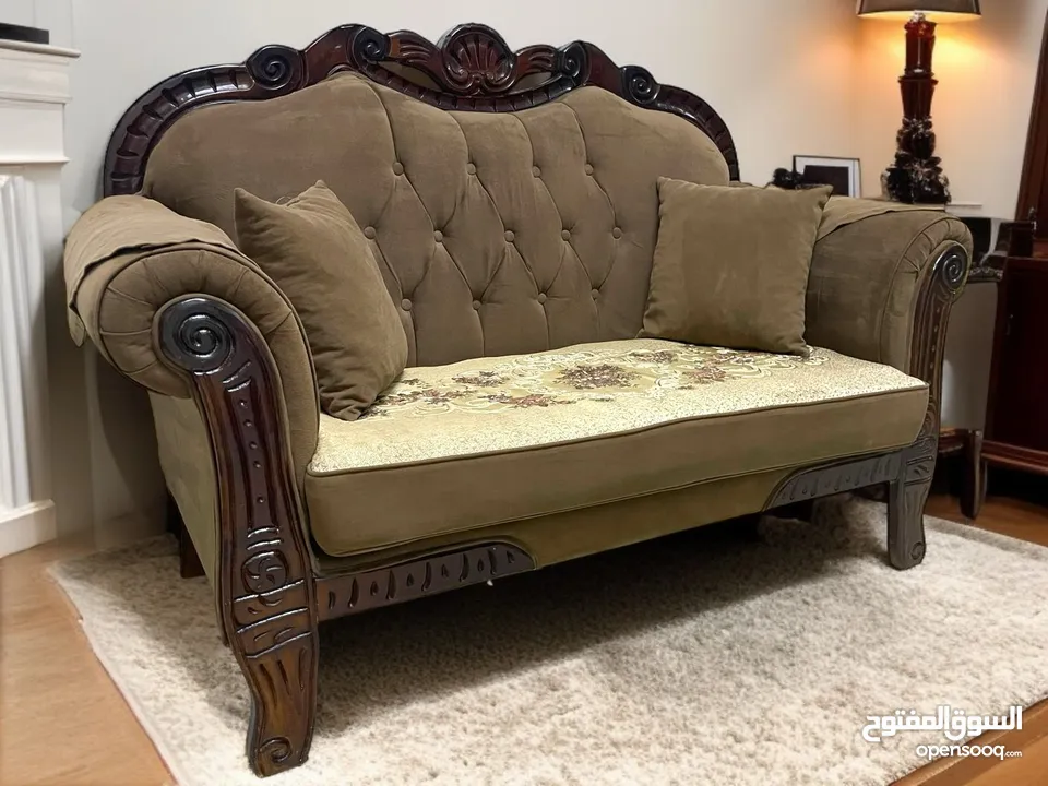 اثاث للبيع للتواصل عبر المسج