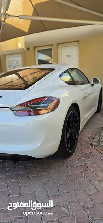 بورشه كايمان GTS مميزة