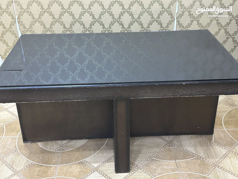 طاولة وسط لغرفة الجلوس