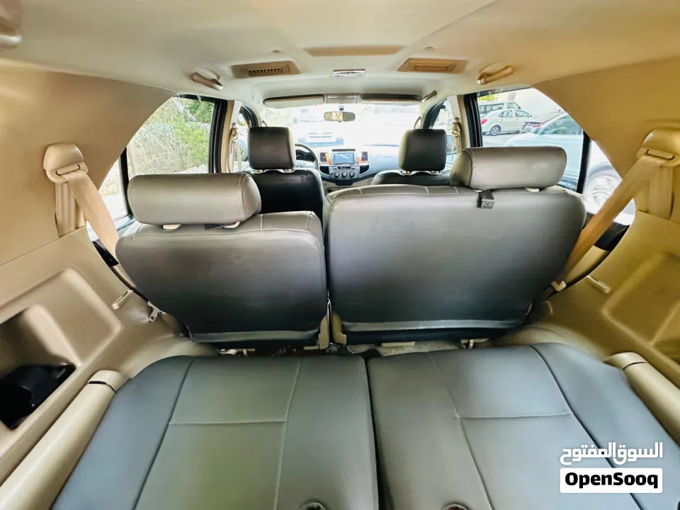 Toyota Fortuner 4wd single owner low Mileage 1 year passing insurance new tyres ready to drive condi