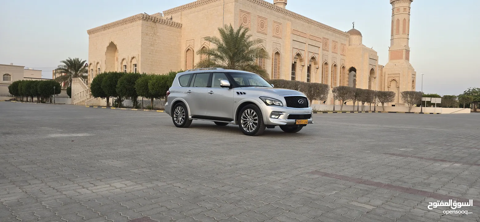 إنفينيتي QX80 خليجي بدون حوادث ولاصبغ سيرفس وكاله المالك الاول جديدة