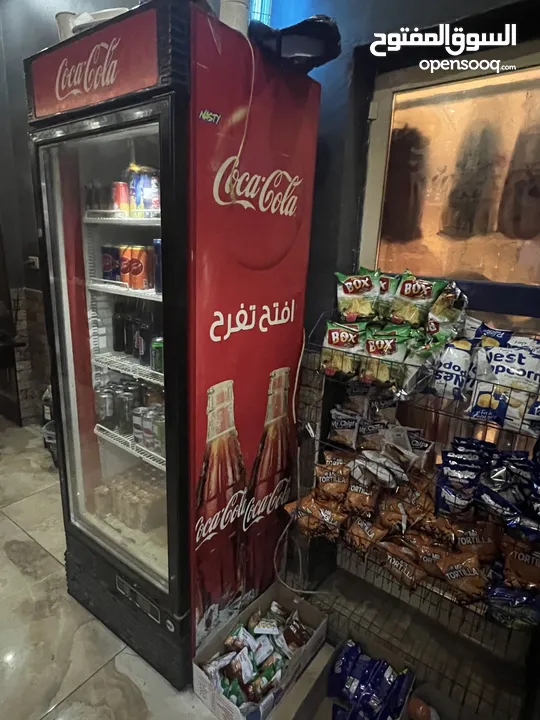 ثلاجة كولا باب حجم كبير