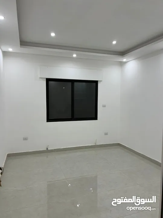 شقة جديدة - لم تسكن - ام زويتينة - 3نوم 1ماستر - 170م - قرب الخدمات العامة
