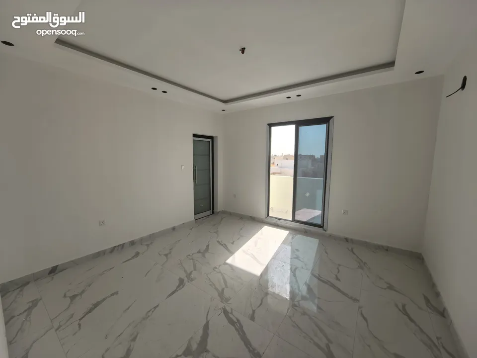 عرض خاص احجز شقتك مطلة على الشارع الرائيسي موقع ممتاز. #شقة سكنية راقية جدا للبيع