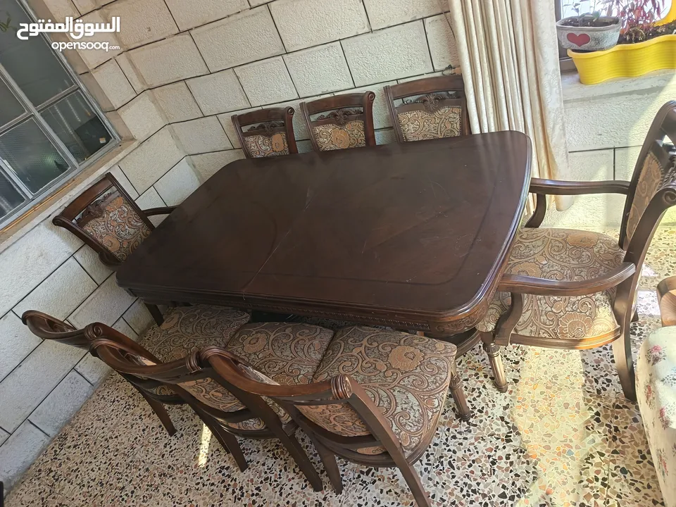 بيع عفش بيت كامل و اجهزه كهربائية السعر ع الكاش و لكل العفش أو نصفه على الأقل