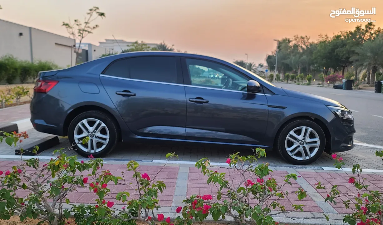 RENAULT MEGANE 2018 , GCC , 93000KM ONLY , PERFECT CONDITION