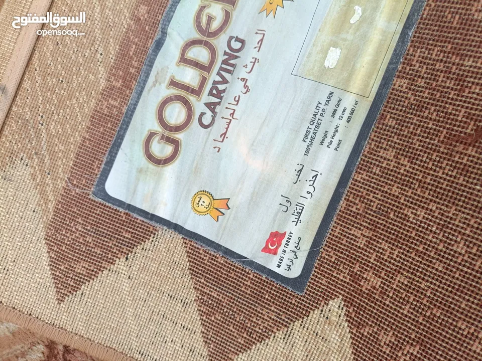 قطع سجاد تركي ثقيل متنوعه مستعملة للبيع السعر قابل للتفاوض بشي بسيط سجاد غرف ضيوف