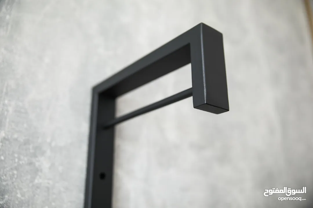 Wall metal entryway hanger - "Haken علاقة ملابس مظهر جذاب