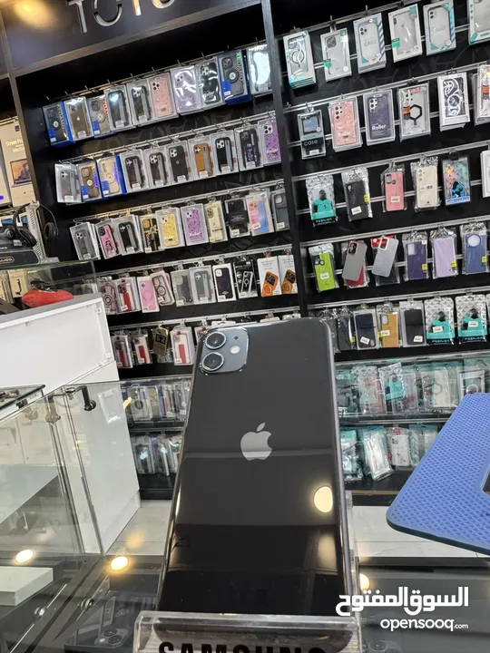 iPhone 11 128GB بطارية 92% الجهاز وكالة مش مفتوح ولا مغير فيه اي اشي