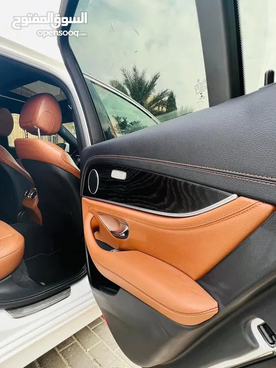 Mercedes-Benz E220