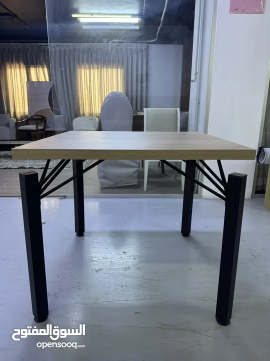 طاولات جودة عالية