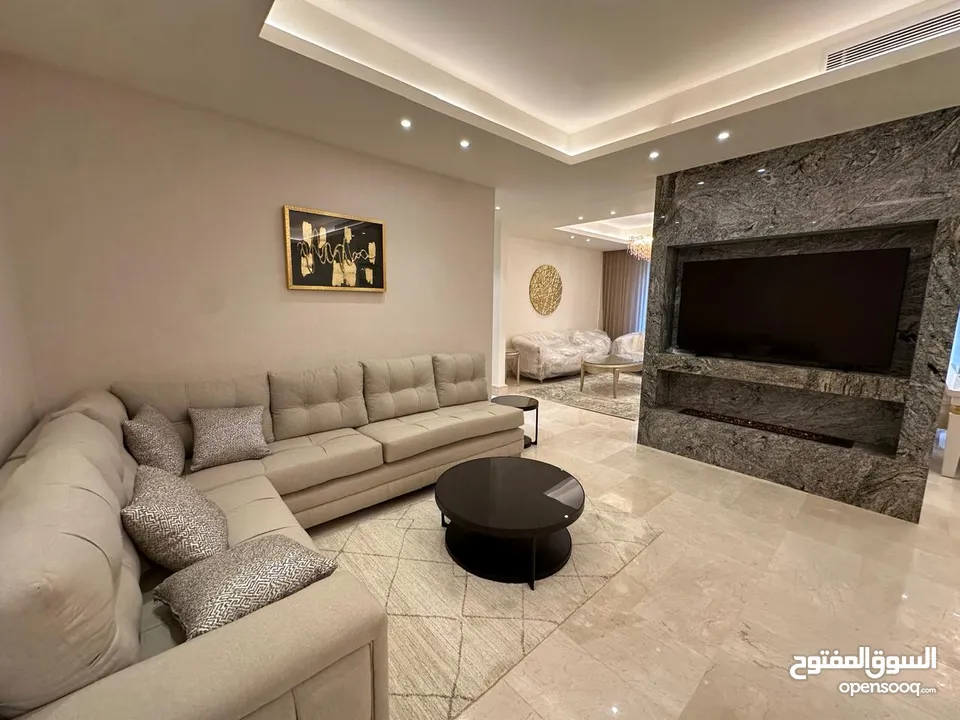 شقة 6 غرف نوم للايجار في الظهير ( Property 39964 )-175034610