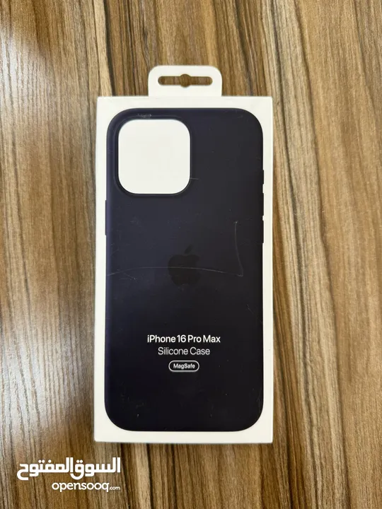 كفر آيفون 16 برو ماكس الأصلي آبل لون اسود Apple Original IPhone 16 Pro Max Silicone Case Black