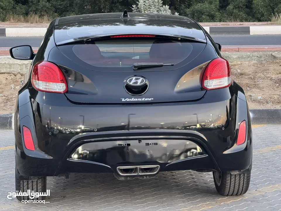 HYUNDAI VELOSTER 2017 GCC LINE NEW CONDITION