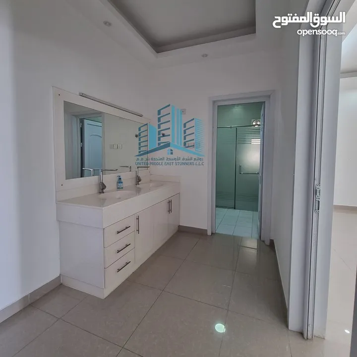 فيلا واسعة جديدة Spacious 6+1 BR Villa