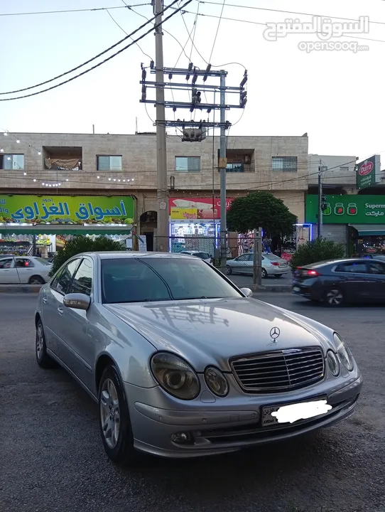 مرسيدس للبدل على احدث e200 كرت ابيض 2004