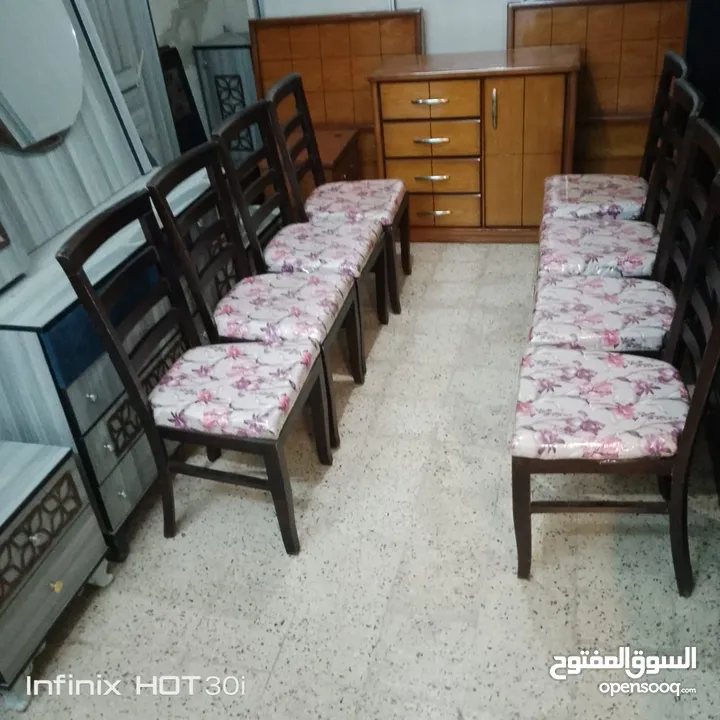 كراسي زان بدون طاولة وطاولة تليفزيون لاتيه للبيع التواصل واتس
