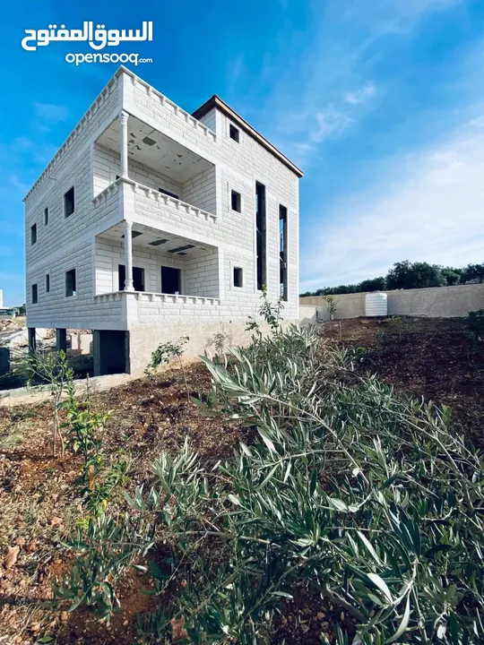 فيلا للبيع جنوب بيت لحم مراح رباح