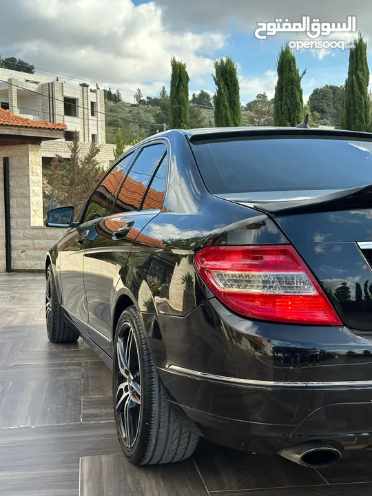 Mercedes C200 2011 مرسيدس بنز  (1.8turbo)