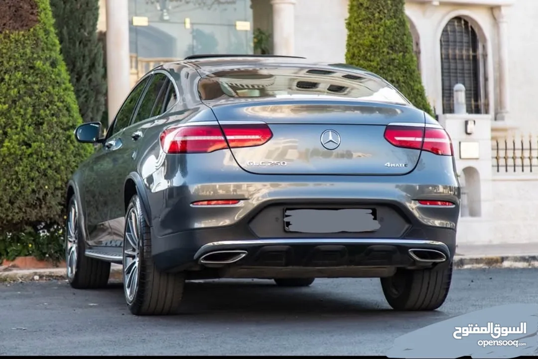 Mercedes benz Glc250 coupe Amg 4matic