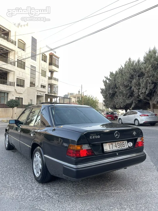 مرسيدس 1992 E200