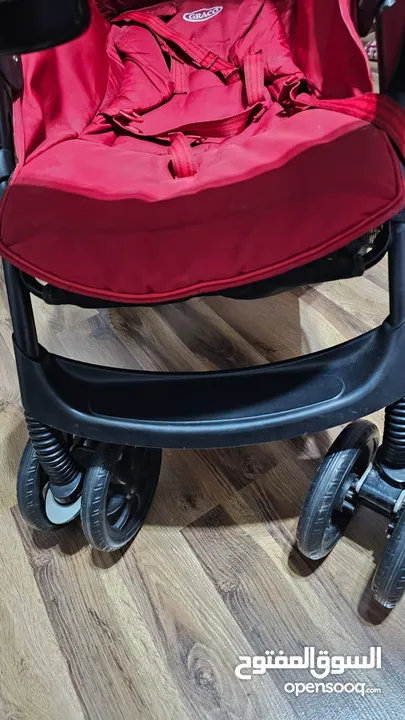 عرباية اطفال مع كوت نوع Graco
