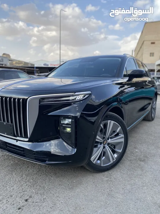 Hongqi E-HS9 EV 2023 بطاريه كبيره 120 كيلو واط