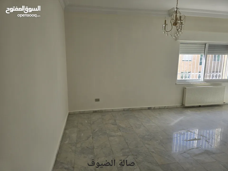 شقة للبيع في ضاحية الرشيد من المالك مباشرة