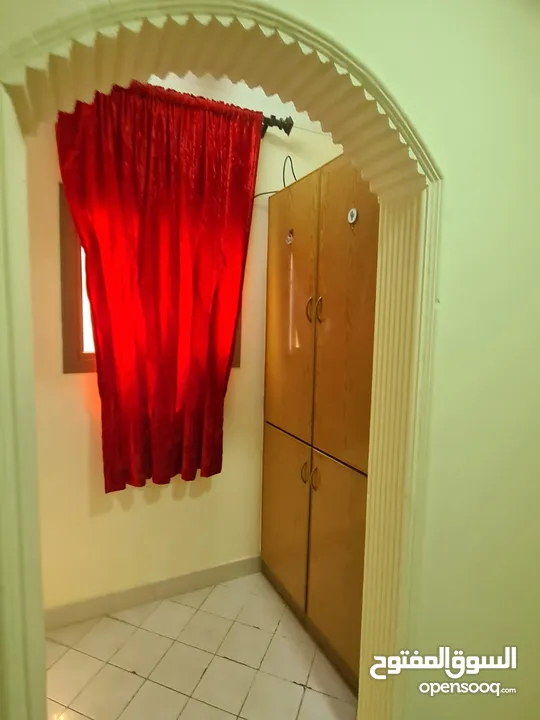 STUDIO FOR RENT IN MUHRAQ WHIT ELECTRICITY
