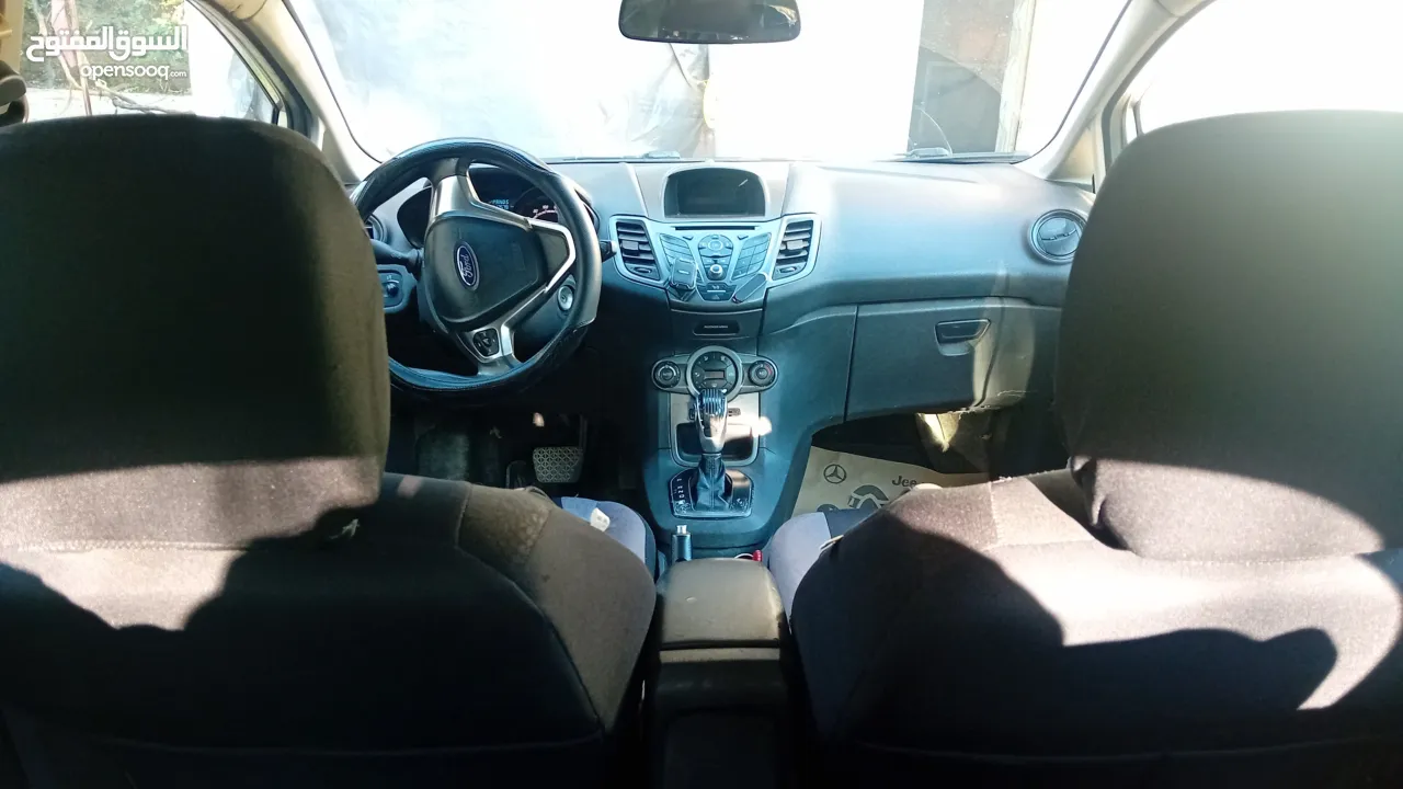 فورد فيستا 2015 للبيع