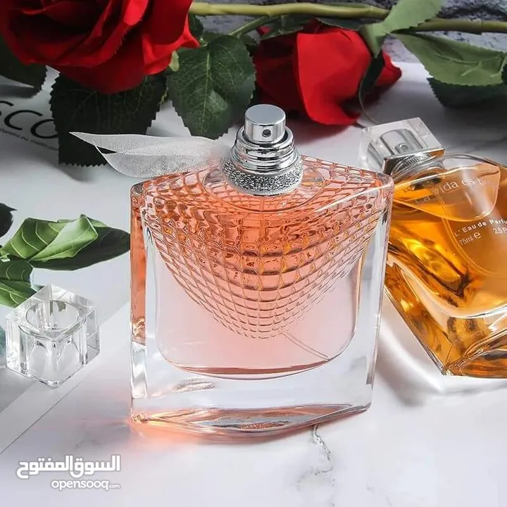 عطور بروائح متعدده ومختلفه تناسب جميع الاذواق