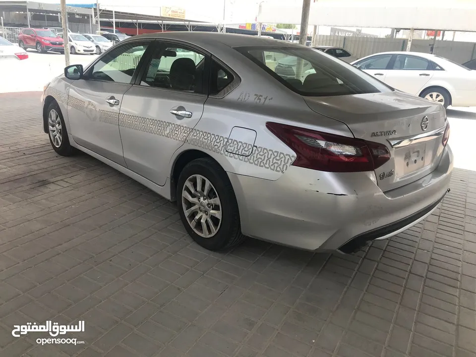 Nissan Altima 2018 taxi