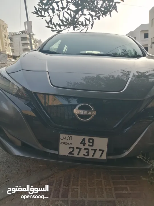 نيسان ليف 2023 للبيع بحالة الوكالة كهرباء