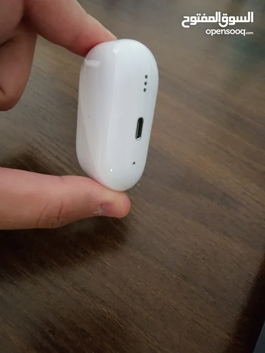بسعر حرق بحالة ممتازة apple airpods pro 2