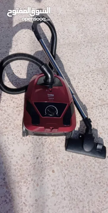 مكنسة كهرباء+ ممرات 2 للبيع