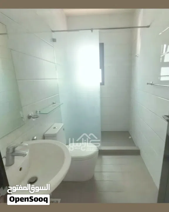 للبيع شقة في منطقة هادئة وراقية في الحد الجديدة مع اطلالة جزئية بحرية