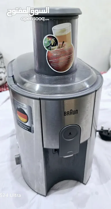 BRAUN 1000wat juicer machine