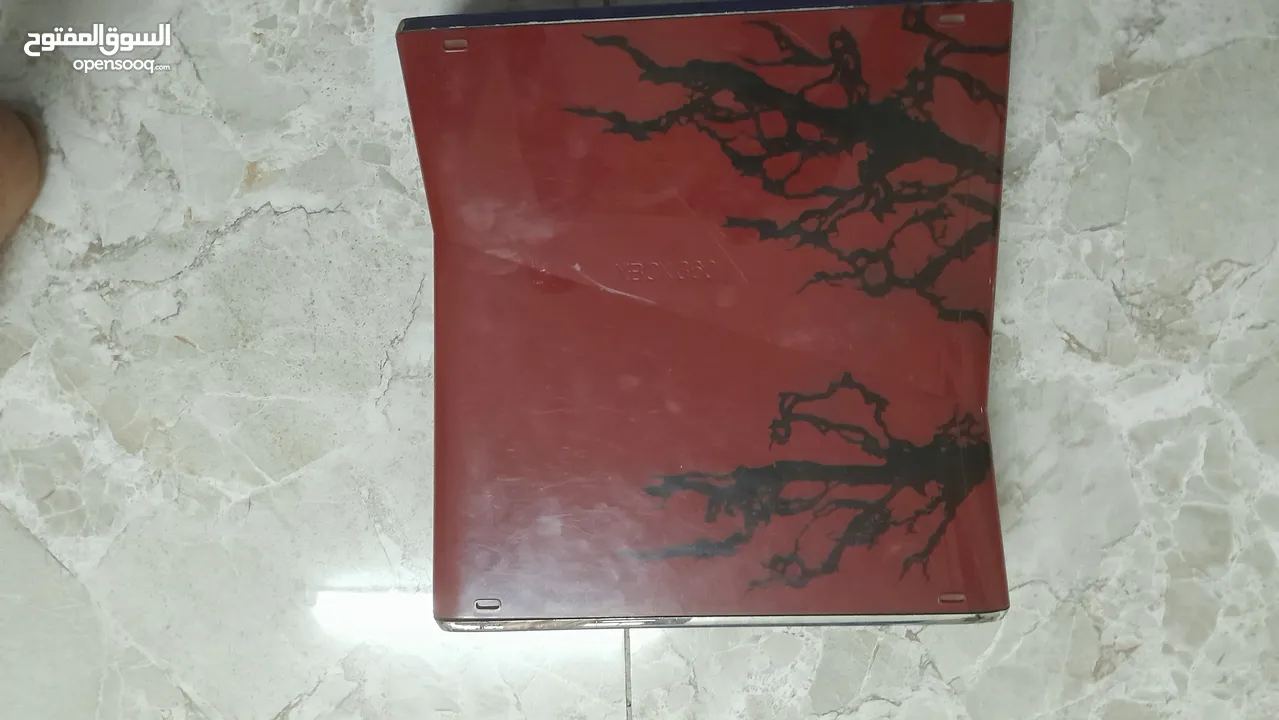 الاكس بوكس بي حال جيد مع سلكه صليه  مع يدي معمولو فورمات