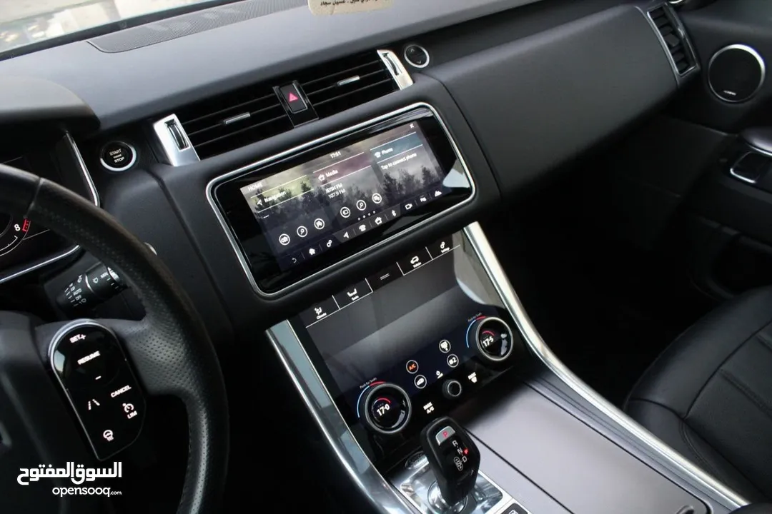 ‏2020 Land Rover Range Rover Sport Plug-In Hybrid HSE.. رنج روفر سبورت، كلين، فحص كامل، بسعر مميز..