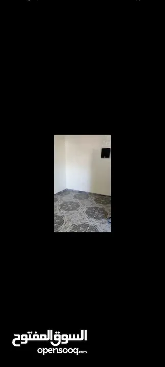 شقة غرفتين نوم وصالة وصالون