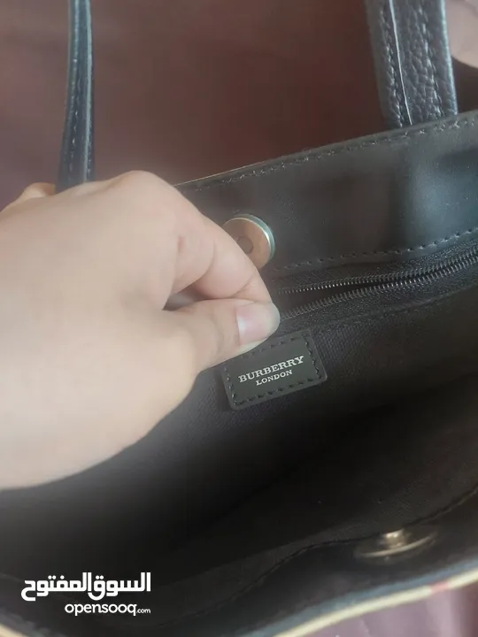 authentic burberry handbag used quite a few time